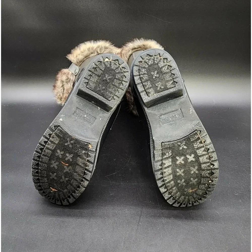 London Fog Melton Women Green Black Size 8 Winter Faux Fur Duck Boots Cozy